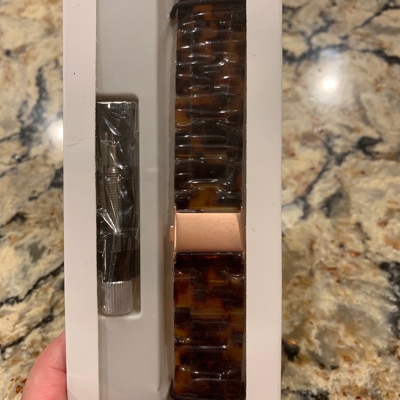 Tortoise resin Apple Watch band - Picture 2 of 3